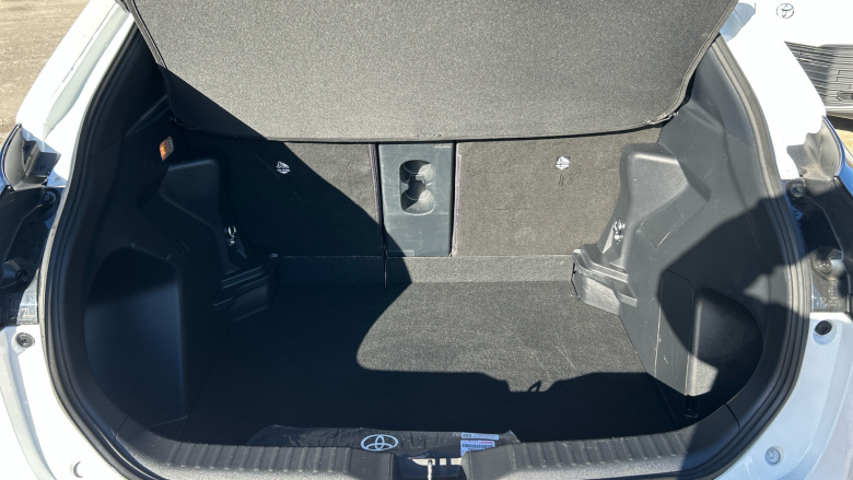 Toyota Yaris Cross 1.5 Hybrid Design 5dr CVT Hybrid Estate